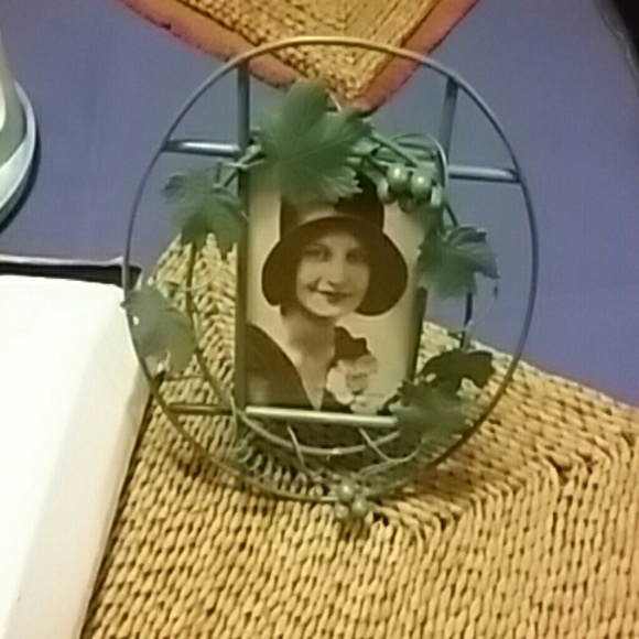 Picture frame - Picture 2 of 2